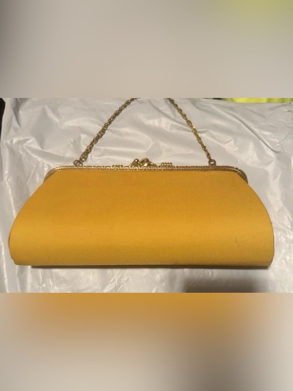 Vintage handbag Yellow Evening Clutch with Gold Chain Strap clamshell closure